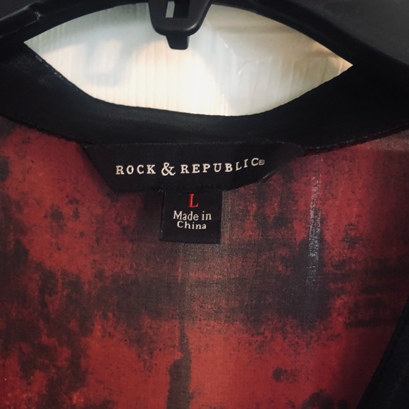 Summer top - Picture 2 of 2